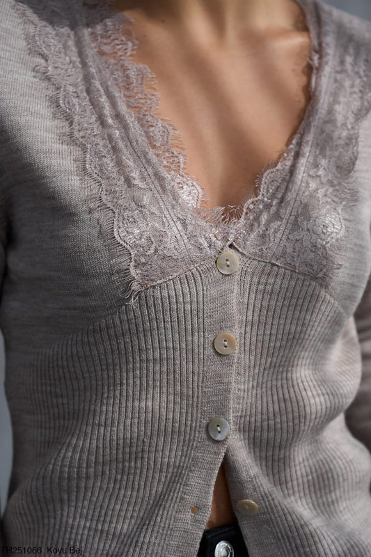 Lace-Trim Knit Cardigan